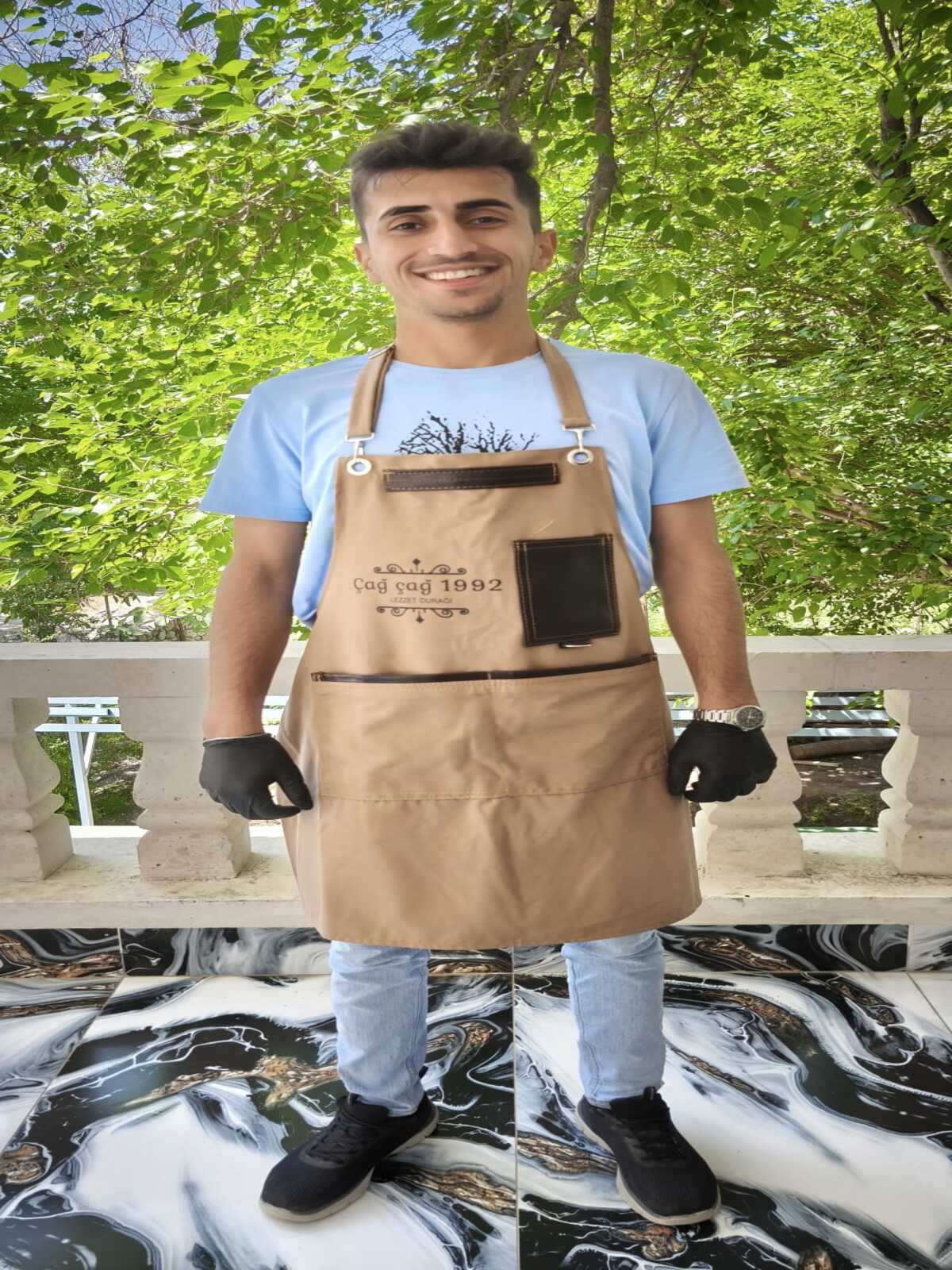MUTFAK ÇALIŞANI